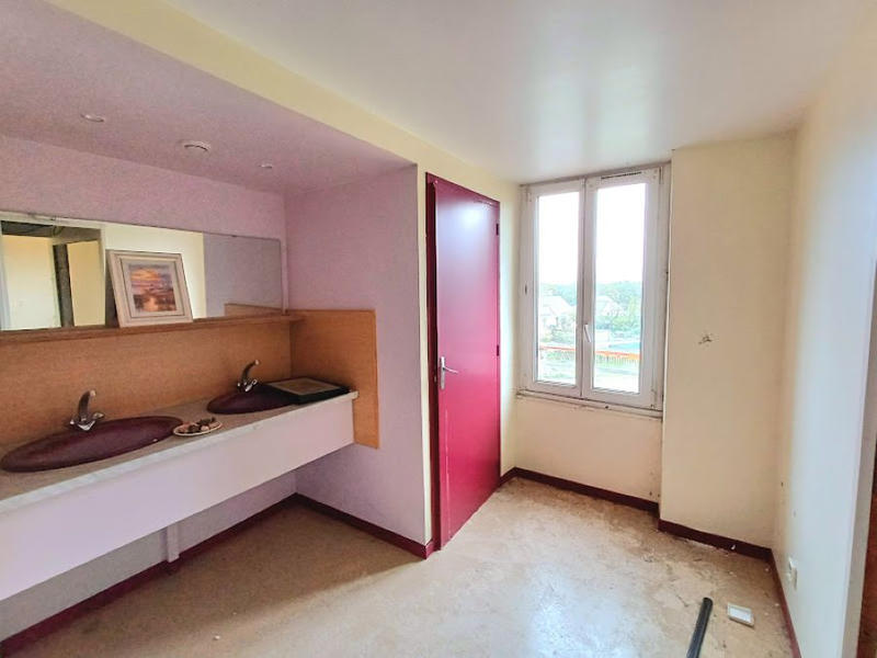 Immeuble - 245 m² - 10 pièces