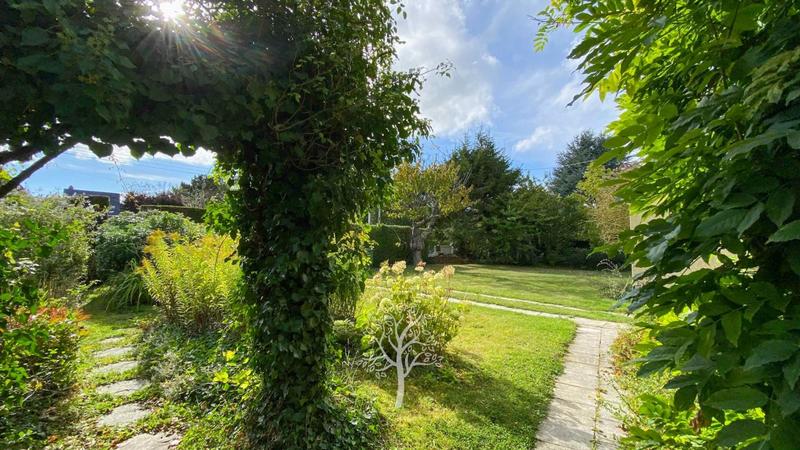 Maison - 160 m² - 8 pièces