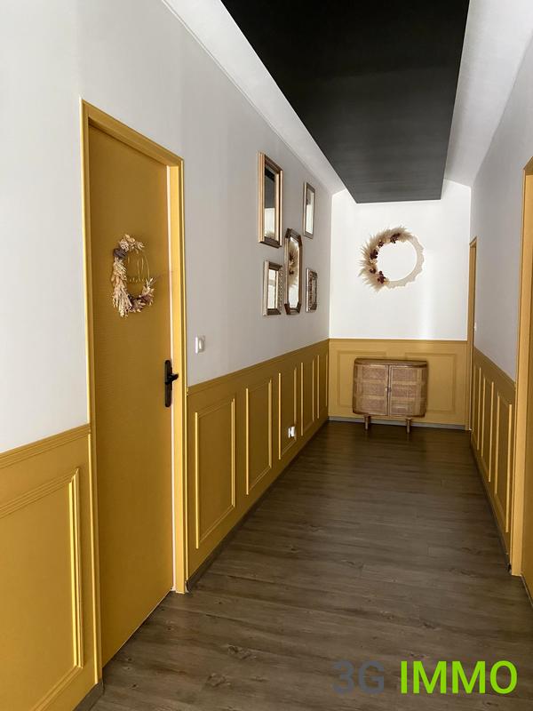 Maison - 204 m² - 7 pièces