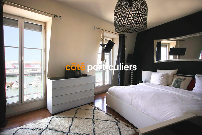 Appartement - 180 m² - 6 pièces