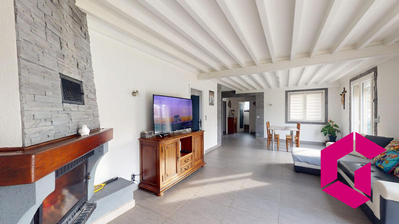 Maison - 85 m² - 4 pièces