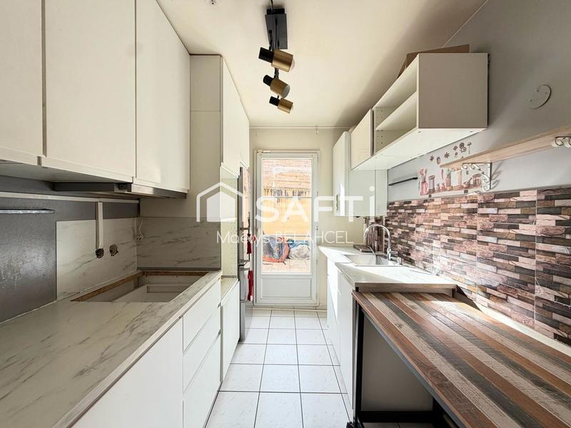 Maison - 86 m² - 5 pièces