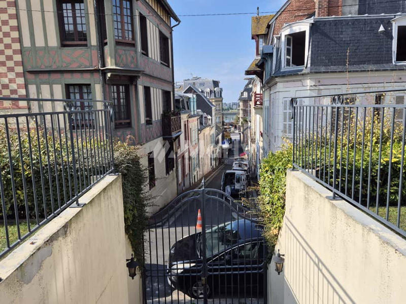 Appartement - 94 m² - 4 pièces