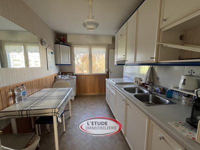 Appartement - 100 m² - 6 pièces