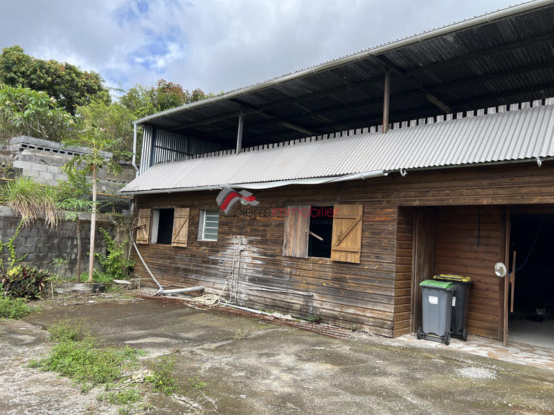 Maison - 200 m² - 6 pièces