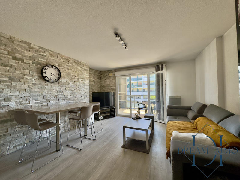 Appartement - 82 m² - 4 pièces