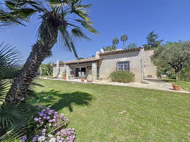 Villa - 180 m² - 5 pièces