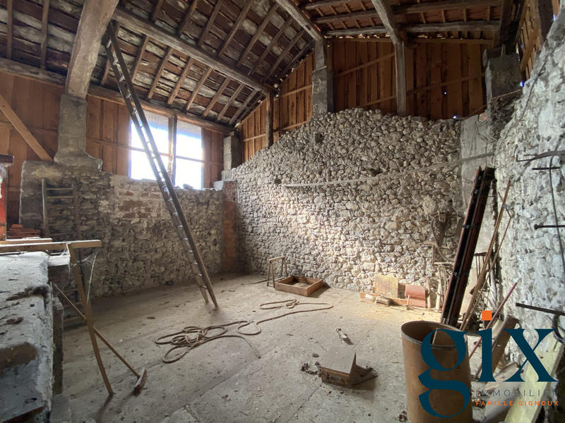 Maison - 100 m² - 2 pièces