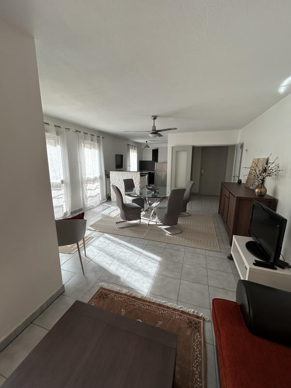 Appartement - 87 m² - 4 pièces