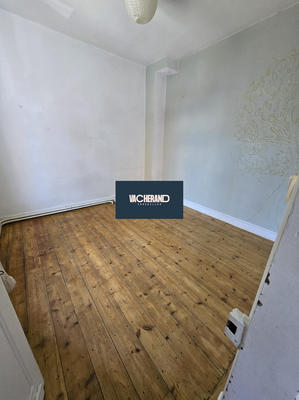 Maison - 92 m² - 6 pièces