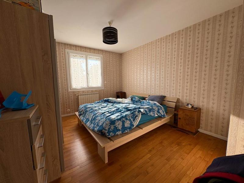 Maison - 234 m² - 10 pièces