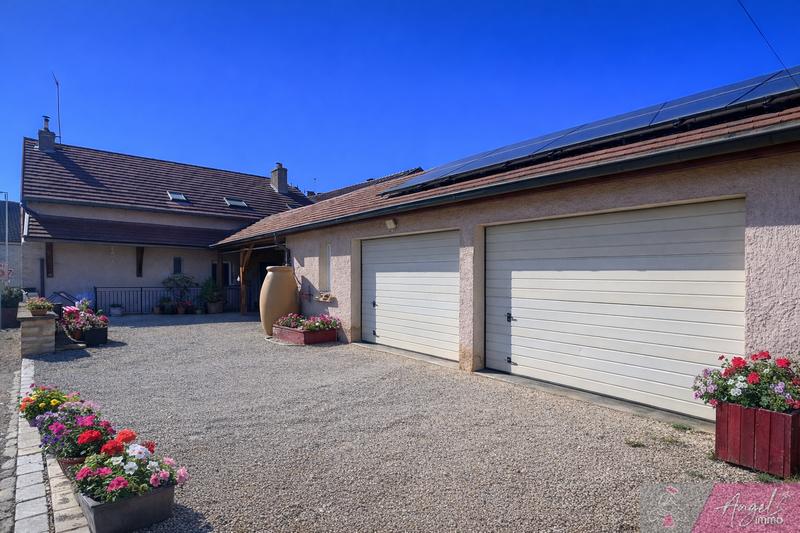 Maison - 156 m² - 7 pièces