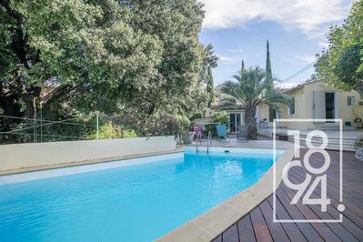 Maison - 150 m² - 5 pièces