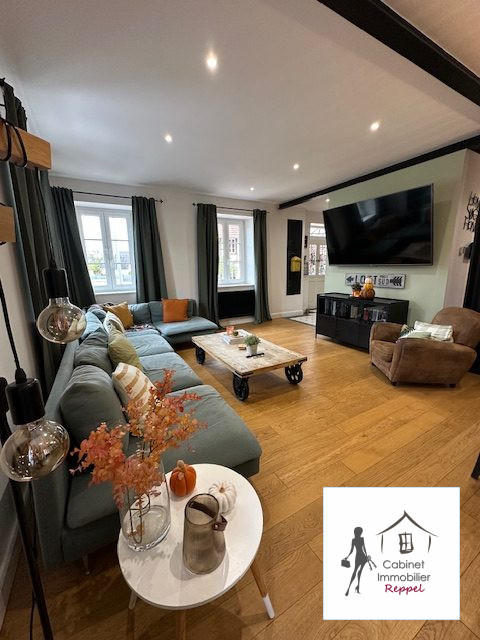 Maison - 340 m² - 10 pièces