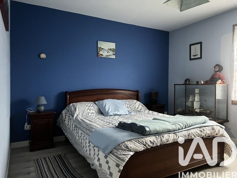 Maison - 280 m² - 6 pièces