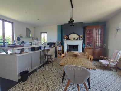 Maison - 184 m² - 8 pièces