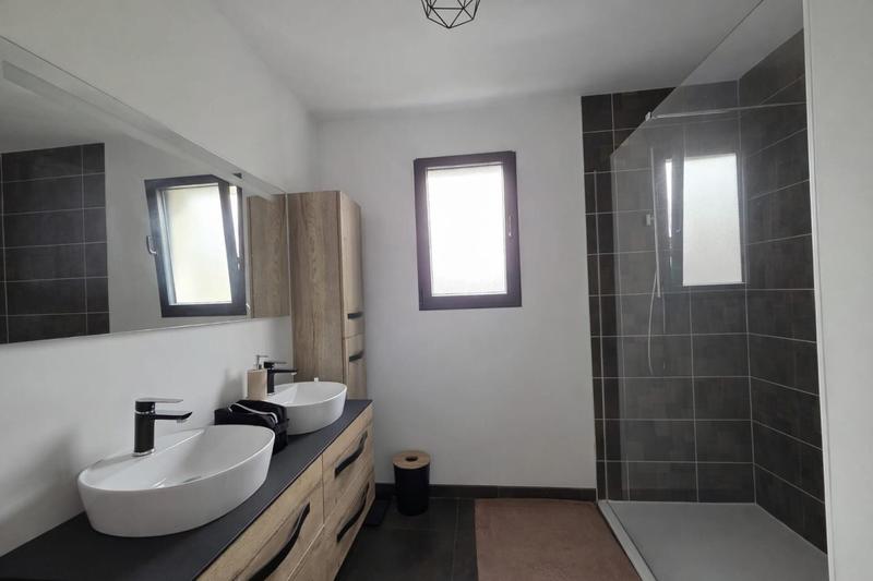 Maison - 105 m² - 4 pièces