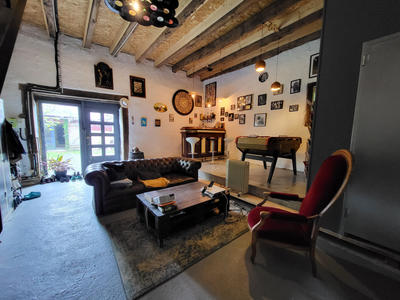 Propriété - 260 m² - 7 pièces