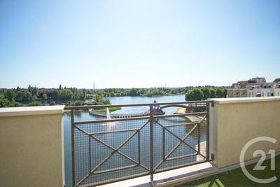 Appartement - 82 m² - 4 pièces