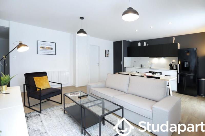 Chambre - 13 m² - 1 pièce