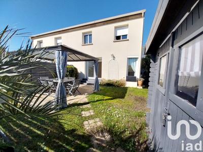 Maison - 95 m² - 6 pièces