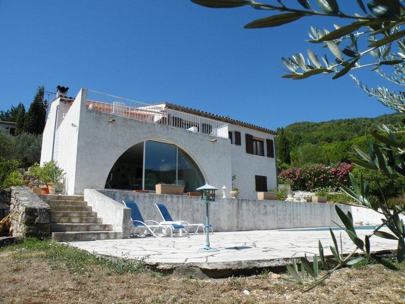 Villa - 225 m² - 6 pièces