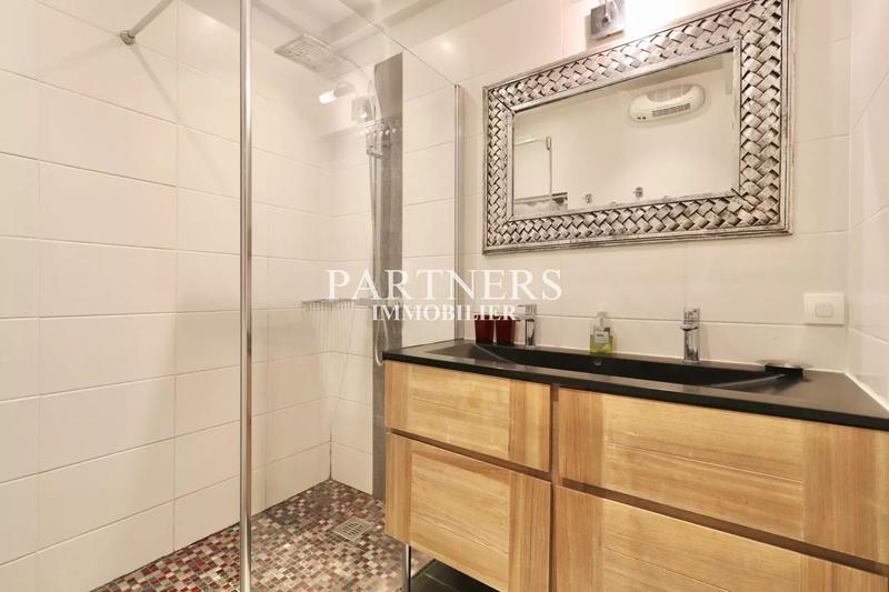 Appartement - 90 m² - 4 pièces