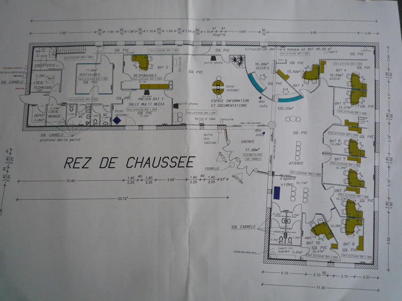 Local d'activité / Entrepôt - 672 m² - 25 pièces