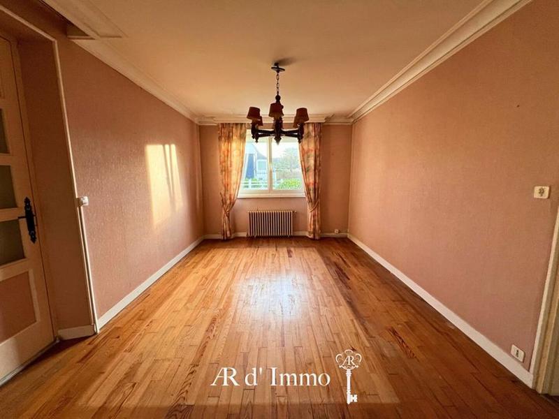 Maison - 85 m² - 5 pièces