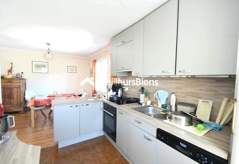 Maison - 142 m² - 6 pièces