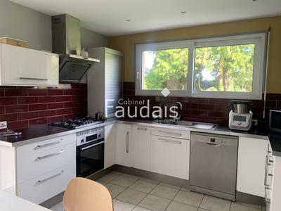 Maison - 142 m² - 6 pièces