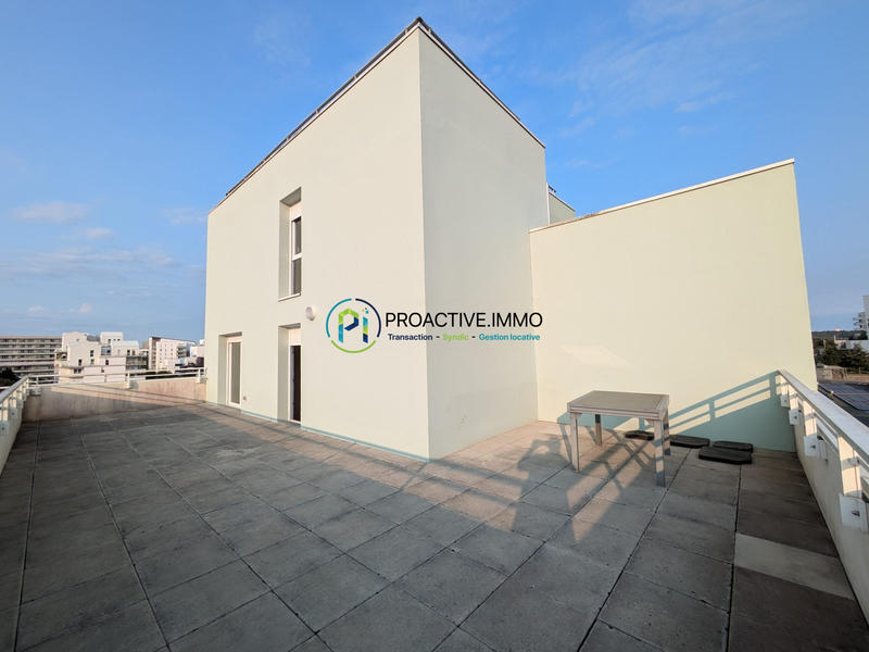 Duplex - 99 m² - 5 pièces