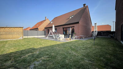 Villa - 96 m² - 5 pièces