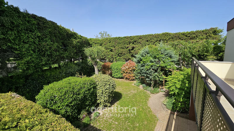 Maison - 172 m² - 9 pièces