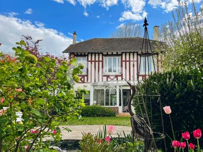 Maison - 158 m² - 6 pièces