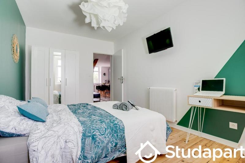 Chambre - 10 m² - 1 pièce