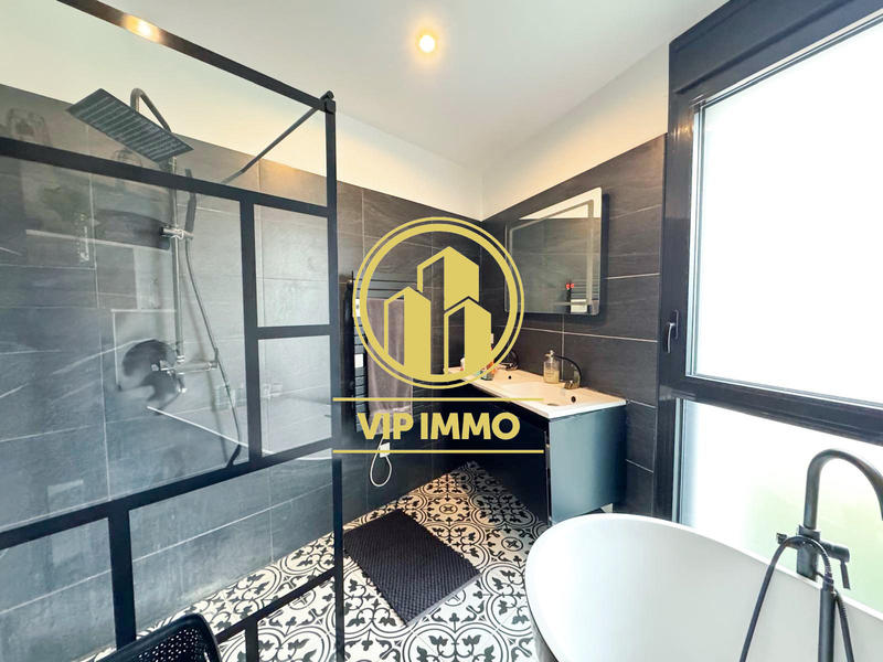 Maison - 120 m² - 7 pièces