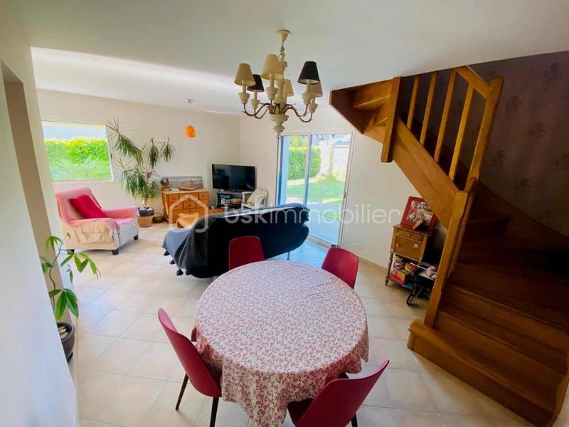 Maison - 151 m² - 7 pièces