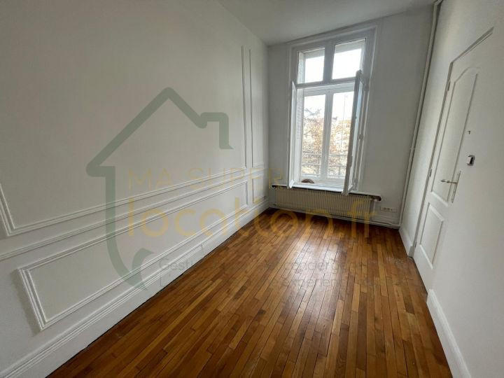 Appartement - 130 m² - 5 pièces