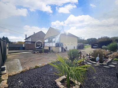 Maison traditionnelle - 80 m² - 5 pièces