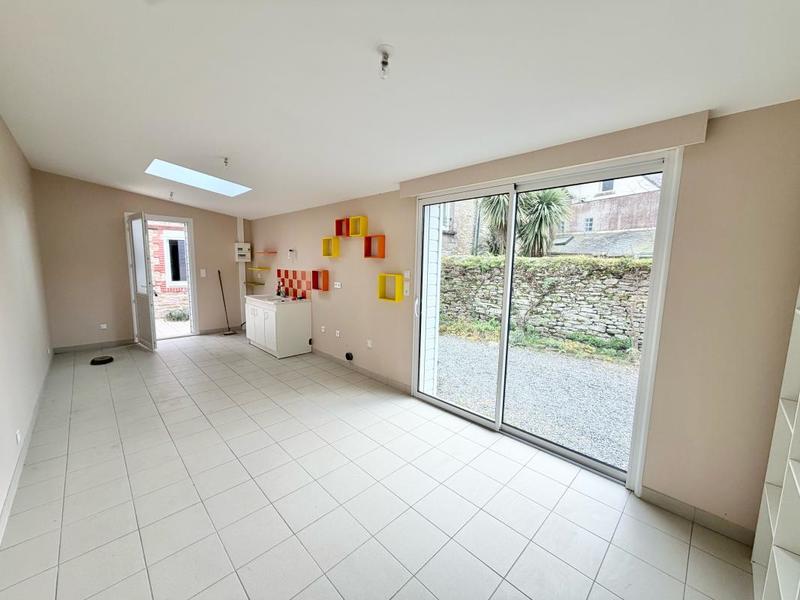 Maison - 185 m² - 6 pièces