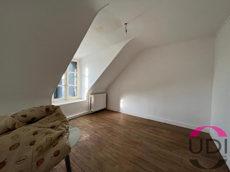 Maison - 137 m² - 6 pièces