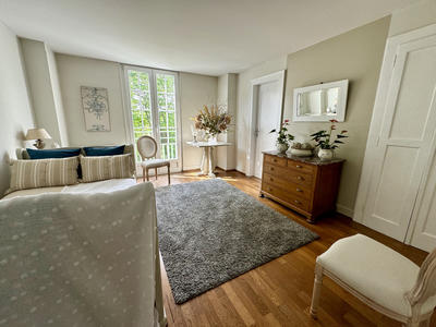 Maison - 160 m² - 7 pièces