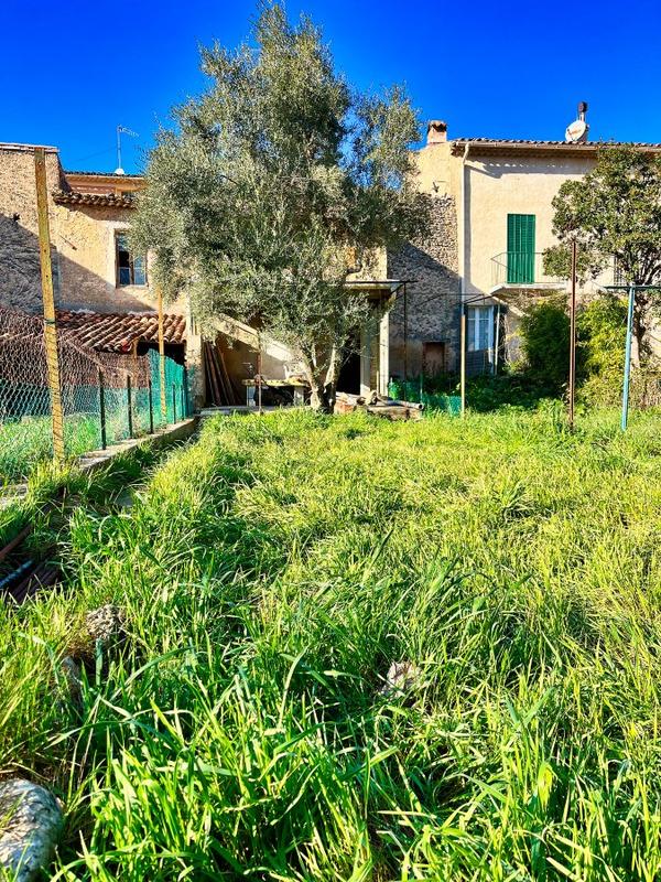 Maison - 92 m² - 3 pièces