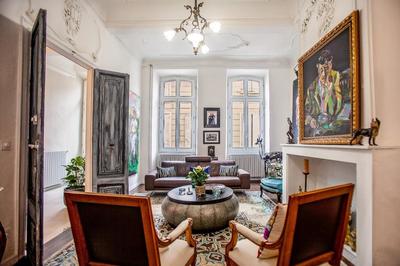 Maison - 446 m² - 12 pièces