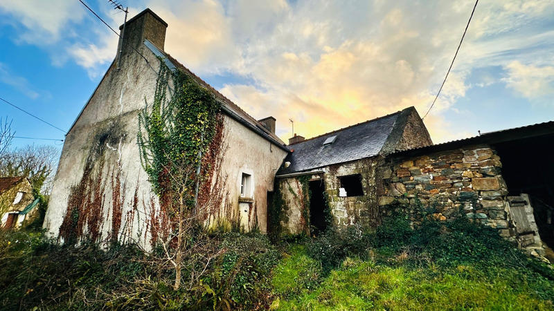 Maison - 85 m² - 5 pièces