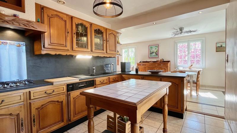 Maison - 149 m² - 7 pièces