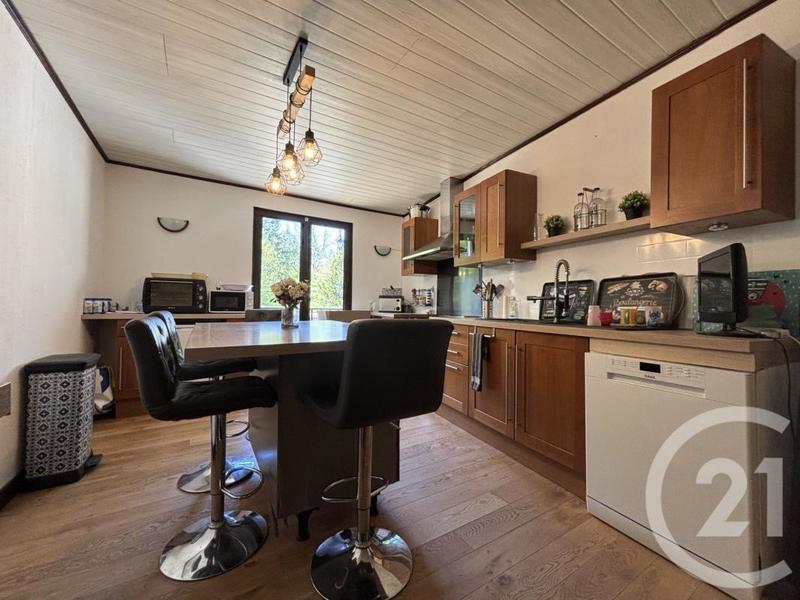 Moulin - 280 m² - 6 pièces