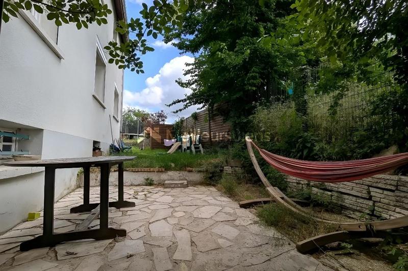 Maison - 121 m² - 6 pièces