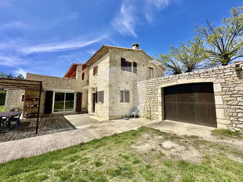 Maison - 166 m² - 6 pièces